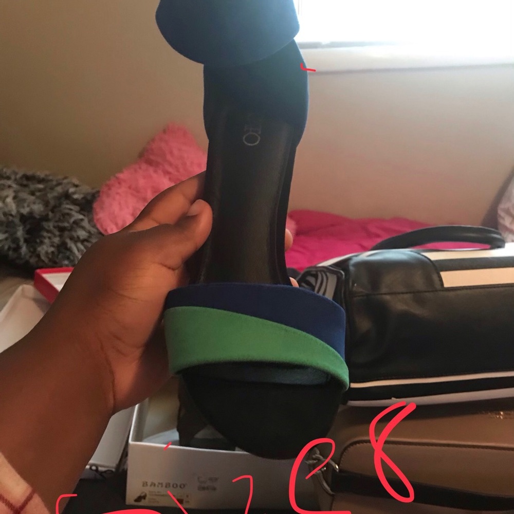 Skinny heel